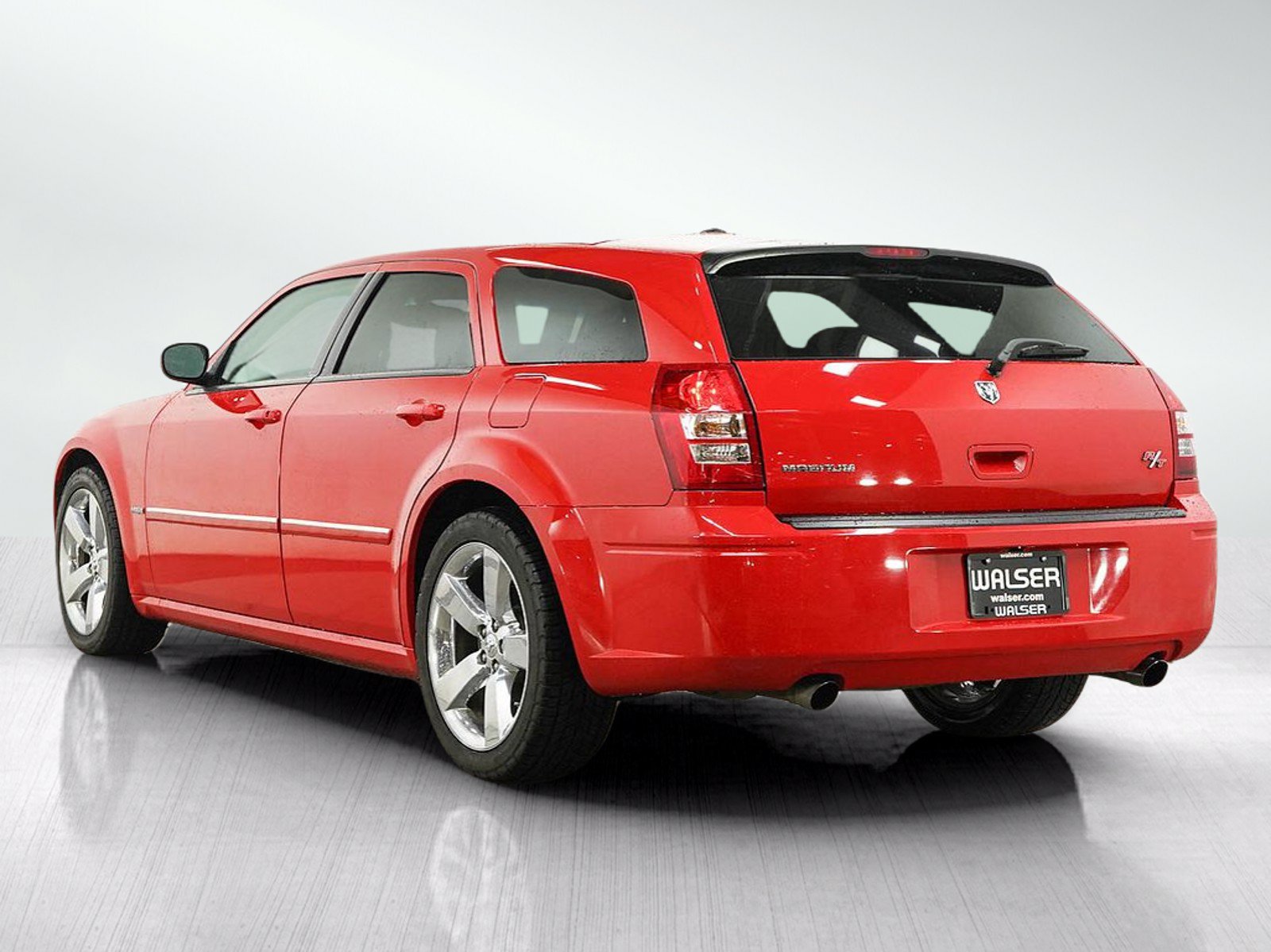 Used 2007 Dodge Magnum R/T w/ Road/Track Performance Group RWD image 3