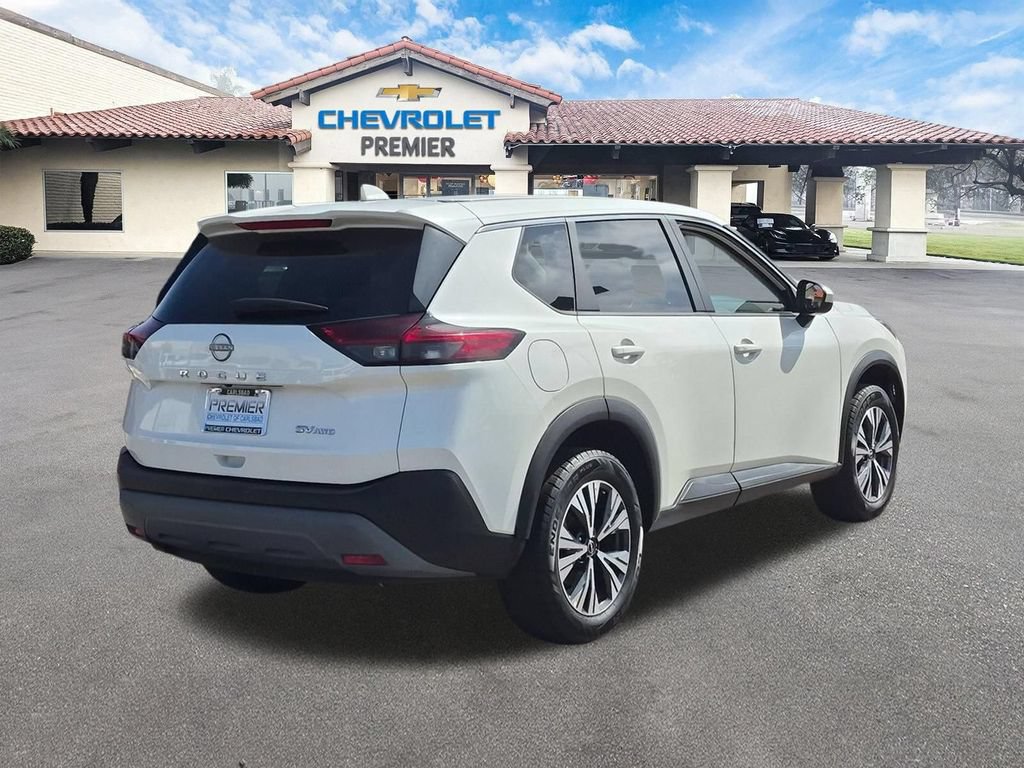 Used 2023 Nissan Rogue SV AWD/4WD image 8