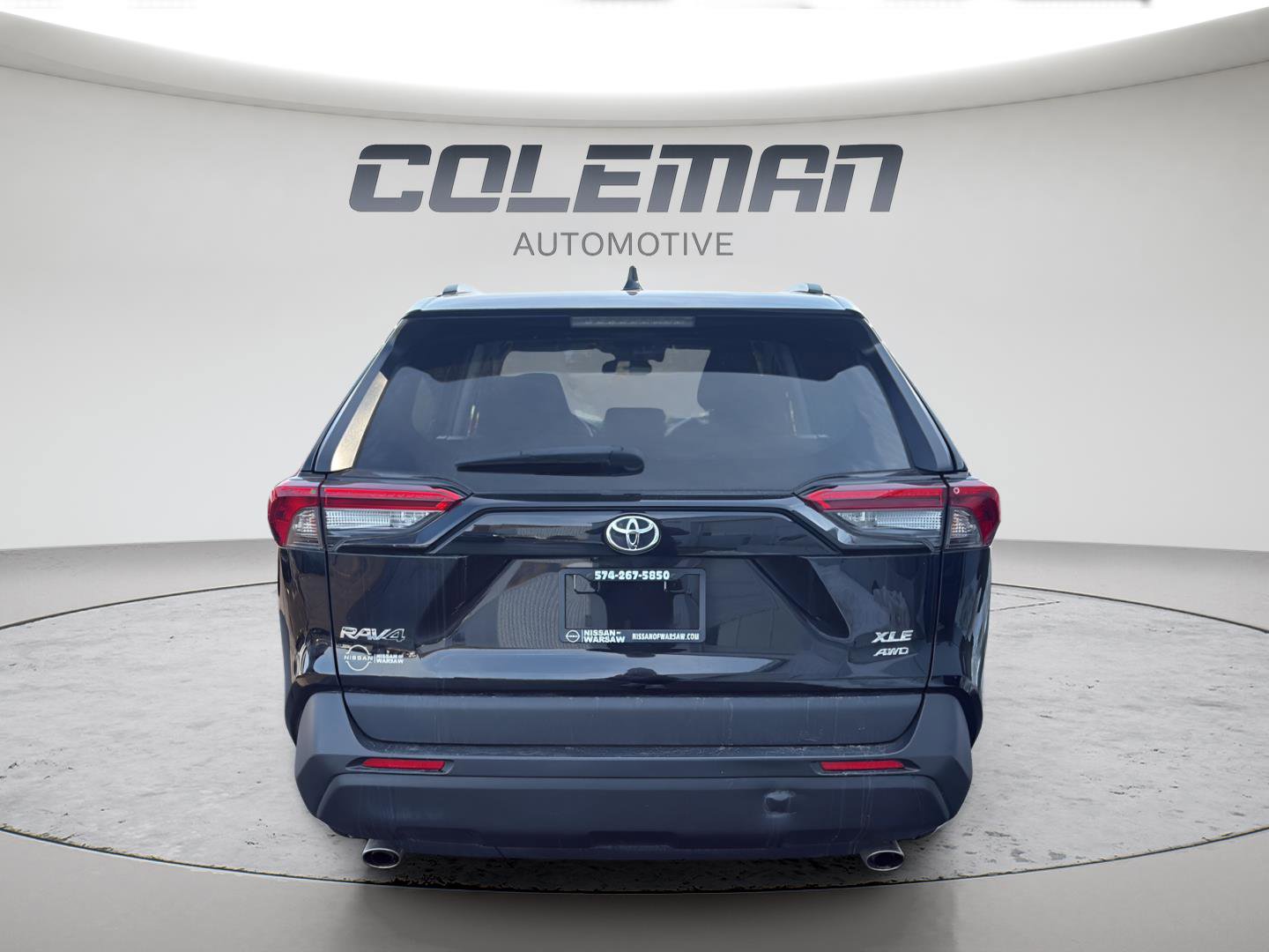 Used 2024 Toyota RAV4 XLE w/ Weather Package image 4