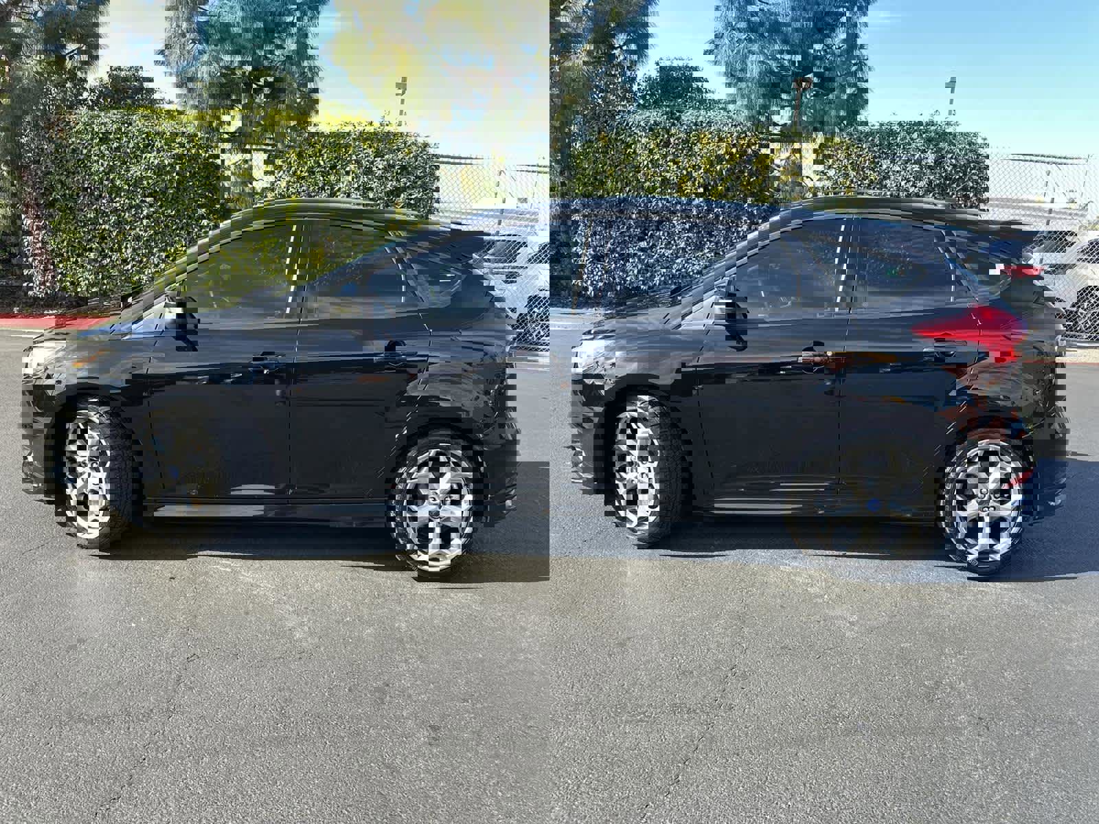 Used 2016 Ford Focus ST image 3