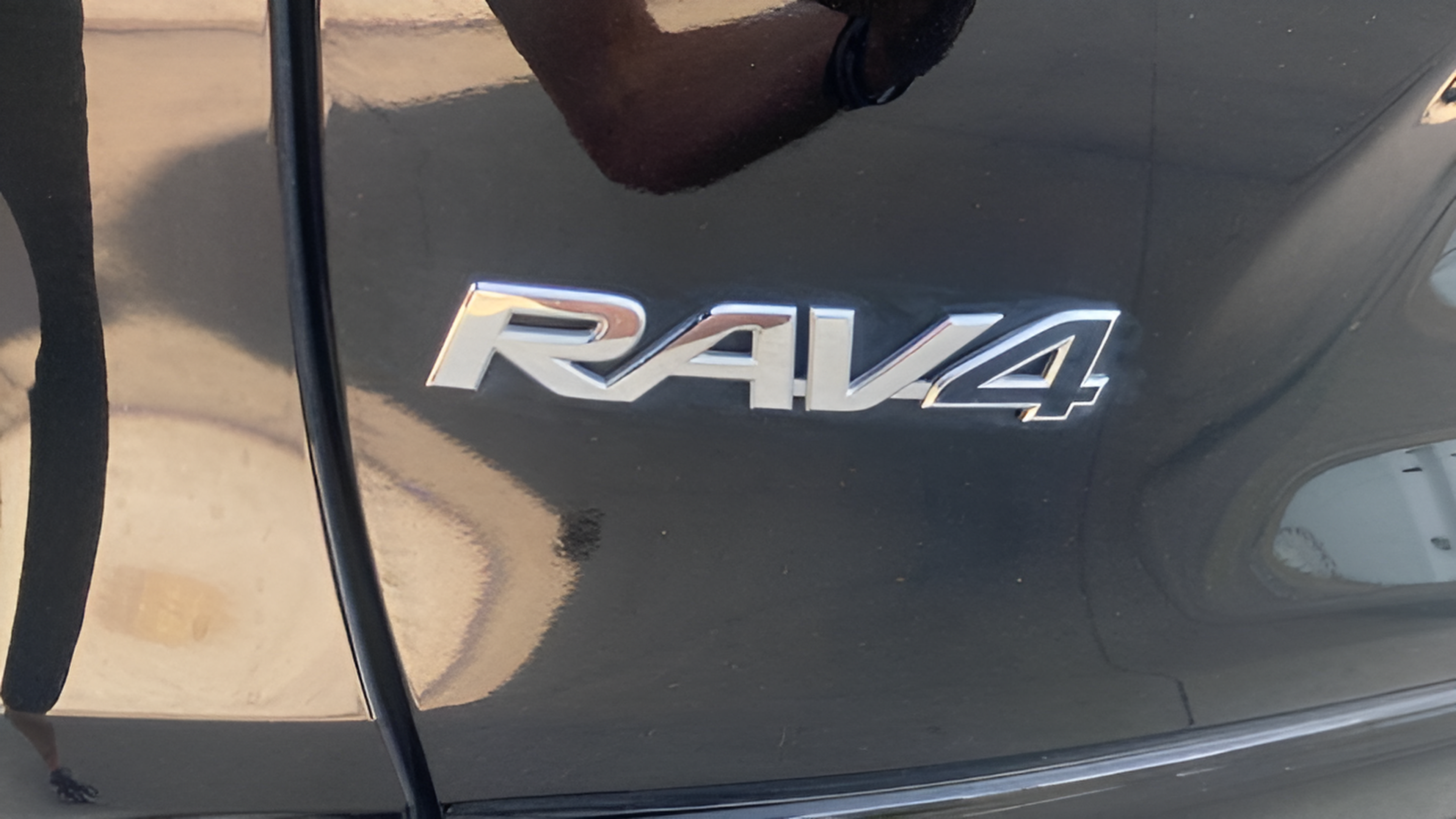 Used 2022 Toyota RAV4 SE AWD/4WD image 32