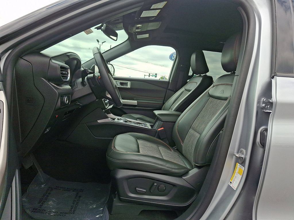 Certified 2023 Ford Explorer Timberline w/ Timberline Technology Package AWD/4WD image 13