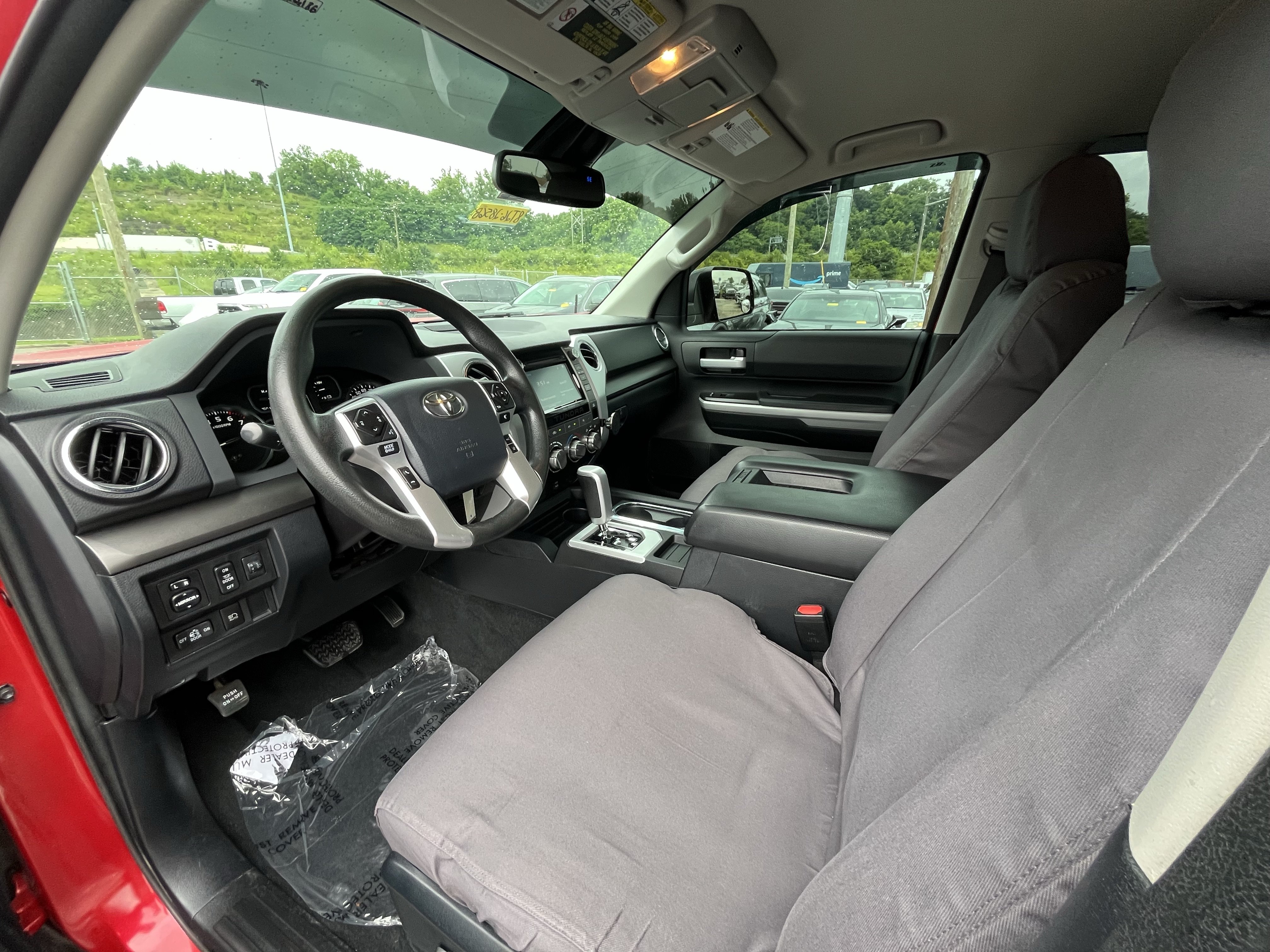Used 2018 Toyota Tundra SR5 w/ TRD Off Road Package AWD/4WD image 30