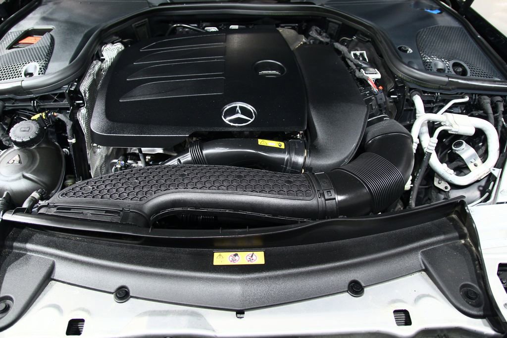 Certified 2022 Mercedes-Benz E 350 4MATIC Sedan image 31
