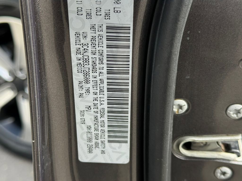 Used 2018 Jeep Compass Latitude w/ Popular Equipment Group FWD image 29