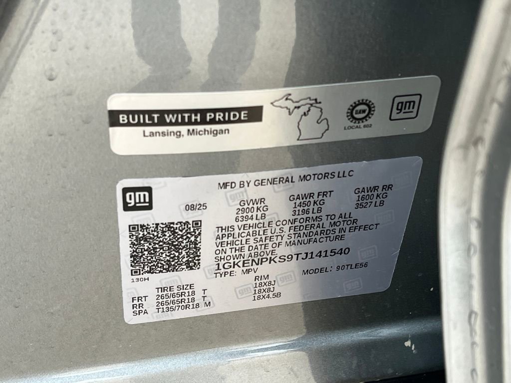 New 2026 GMC Acadia AT4 w/ LPO, Floor Liner Package image 28