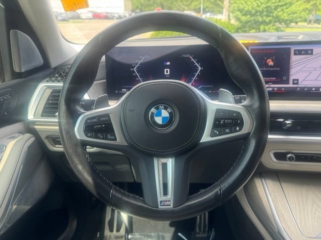 Used 2024 BMW X7 M60i w/ Climate Comfort Package AWD/4WD image 22