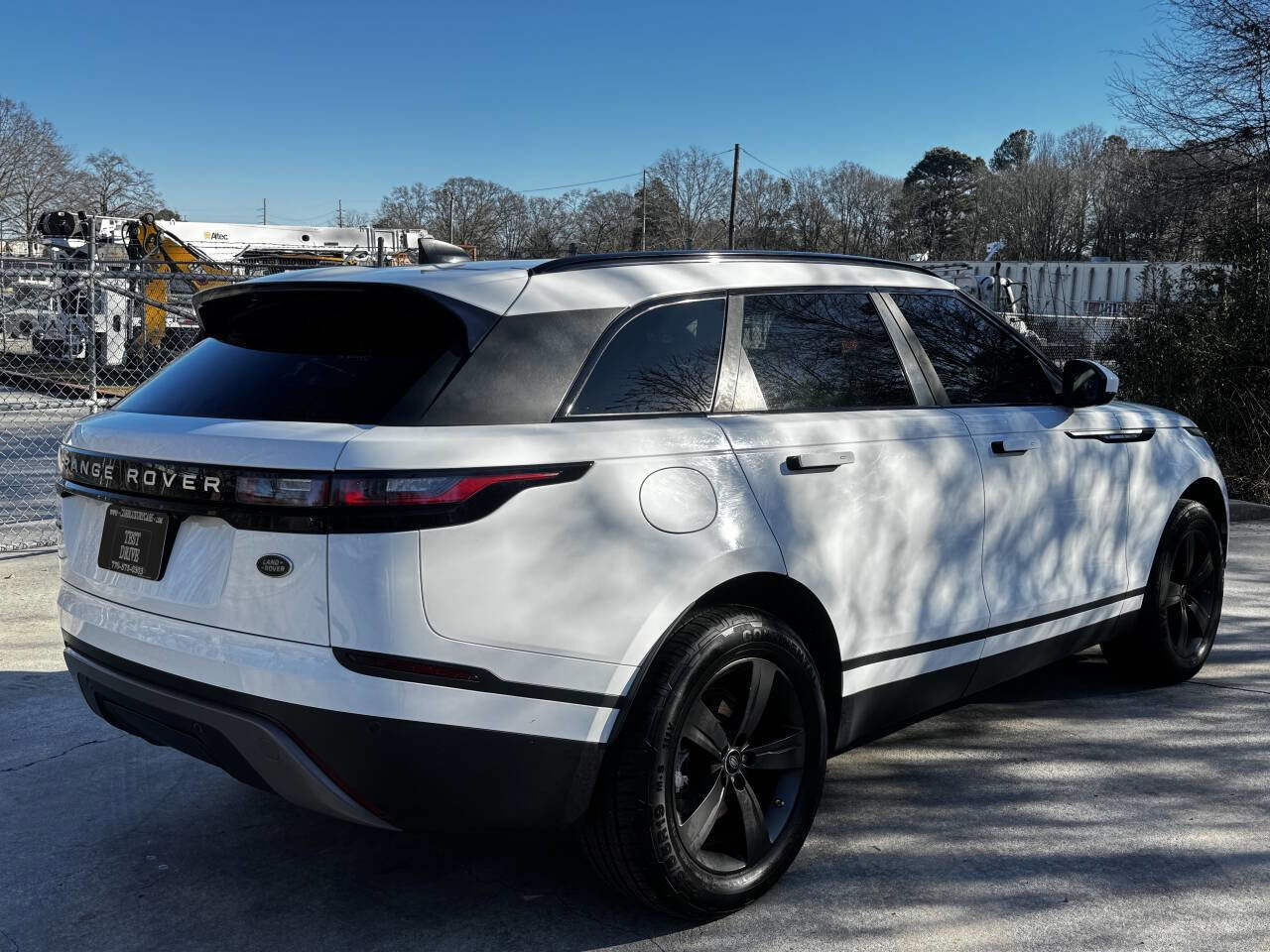 Used 2018 Land Rover Range Rover Velar S image 8