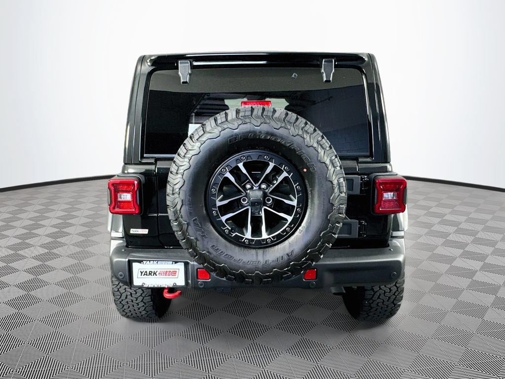 Certified 2025 Jeep Wrangler Unlimited Rubicon AWD/4WD image 10