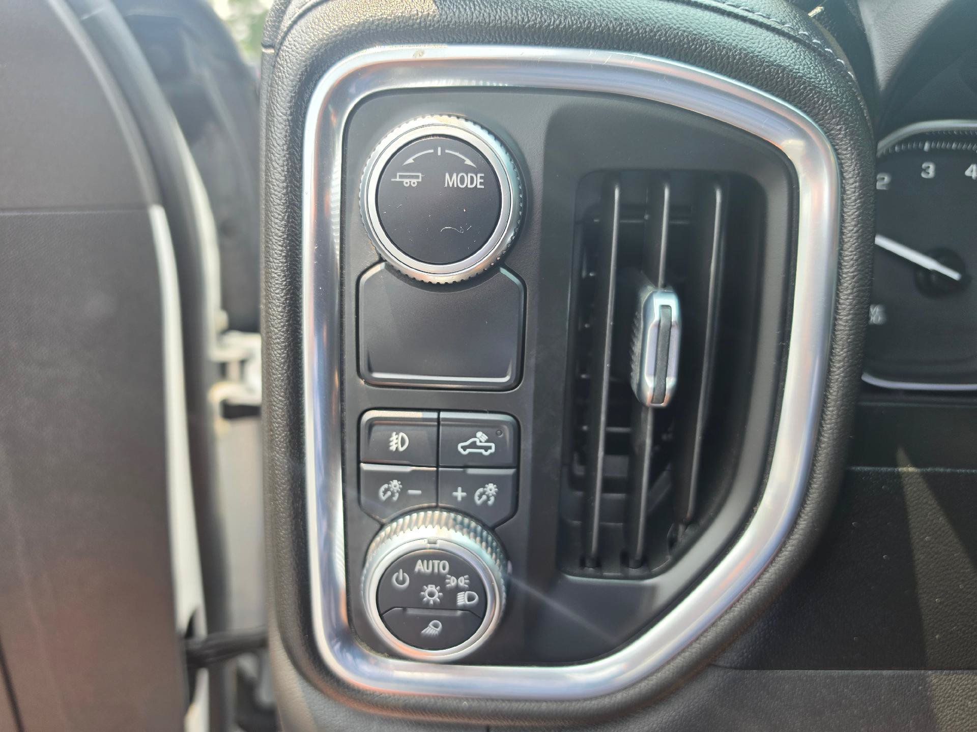 Used 2021 GMC Sierra 1500 SLT w/ SLT Premium Package RWD image 19