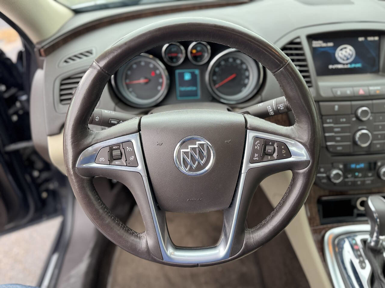 Used 2013 Buick Regal Premium image 14