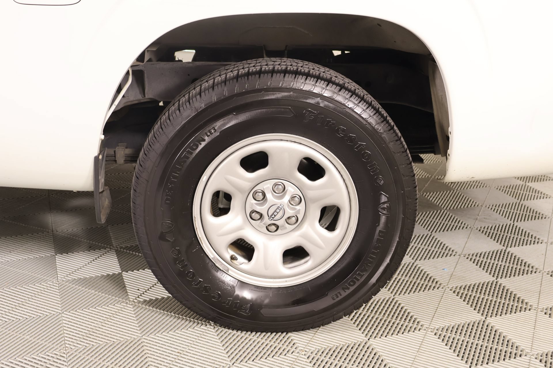 Used 2022 Nissan Frontier S RWD image 17
