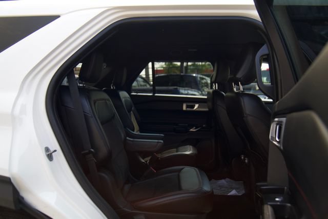 Certified 2022 Ford Explorer ST-Line AWD/4WD image 31