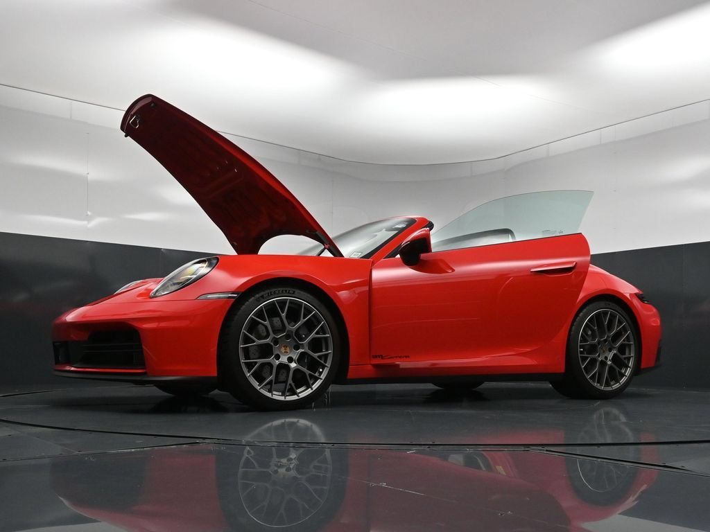 Certified 2025 Porsche 911 Carrera RWD image 35