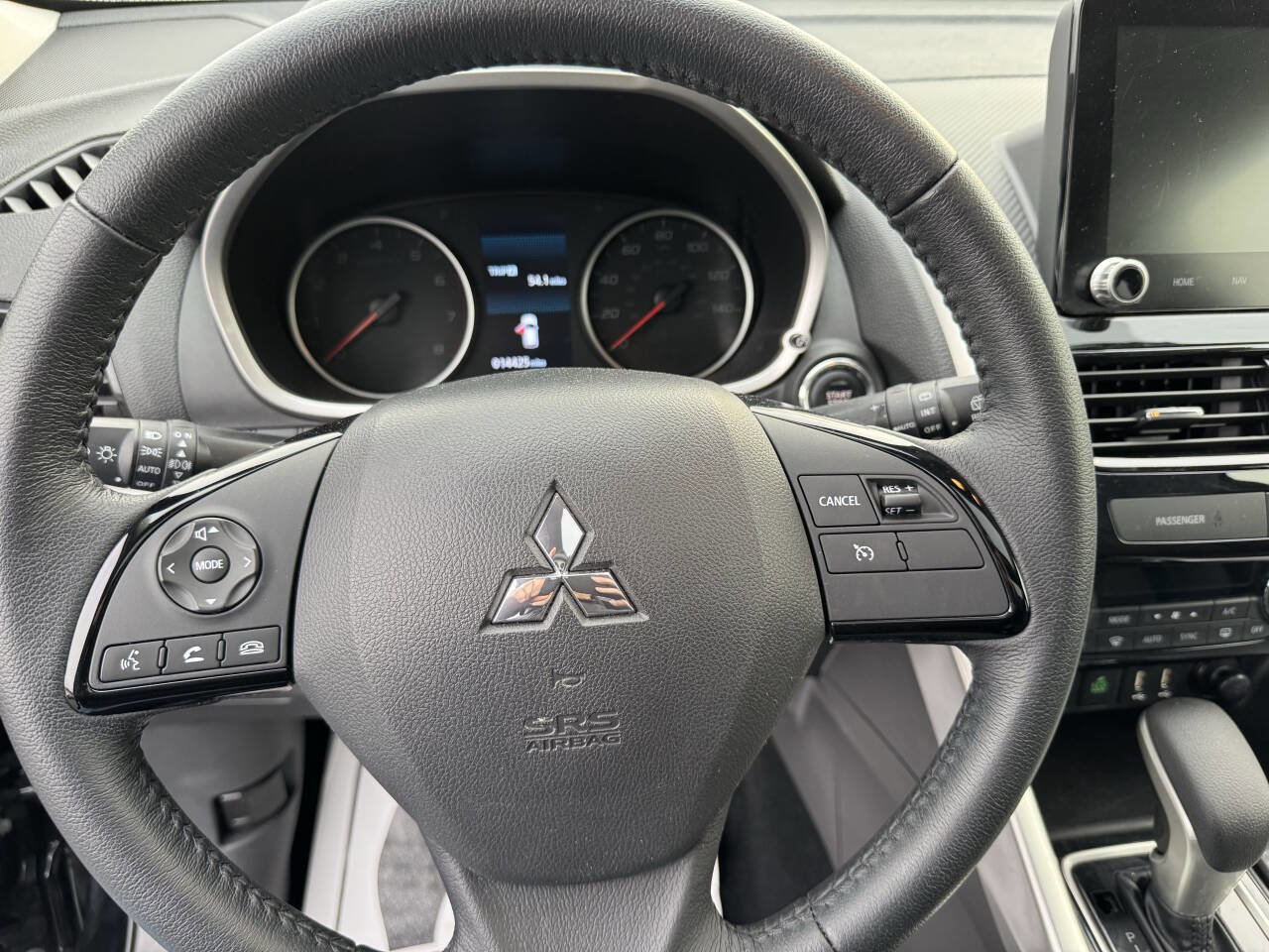 Used 2023 Mitsubishi Eclipse Cross SE AWD/4WD image 8