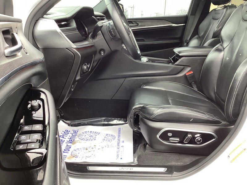 Used 2021 Jeep Grand Cherokee L Overland w/ Luxury Tech Group IV image 29