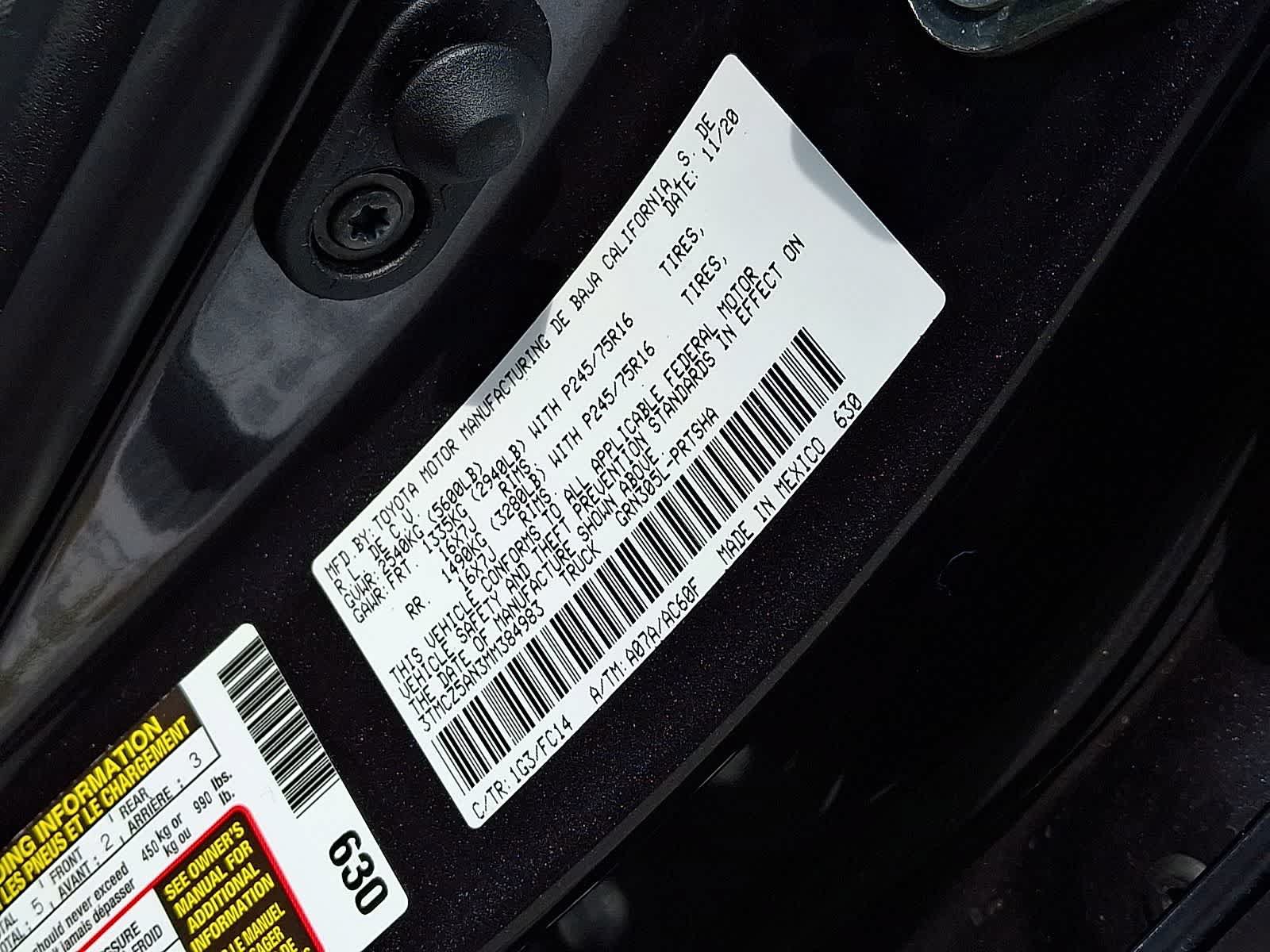 Certified 2021 Toyota Tacoma SR5 AWD/4WD image 28
