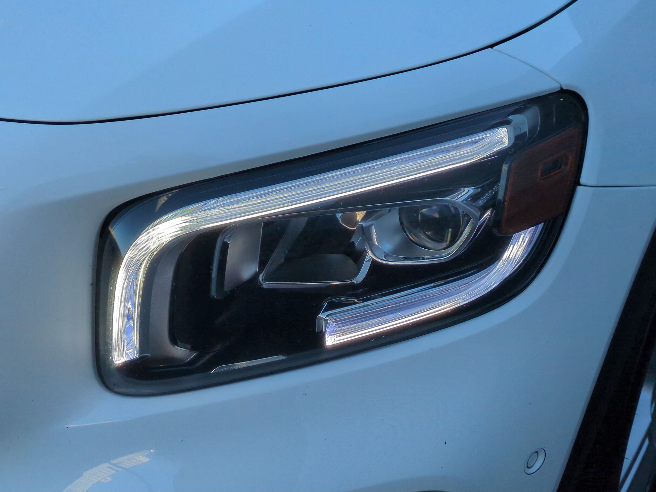 Used 2021 Mercedes-Benz GLB 250 4MATIC image 10