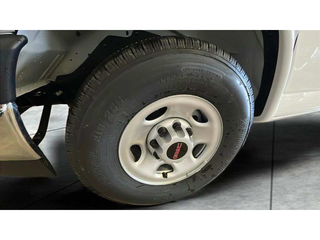 New 2025 GMC Savana 3500 Extended w/ Driver Convenience Package image 20