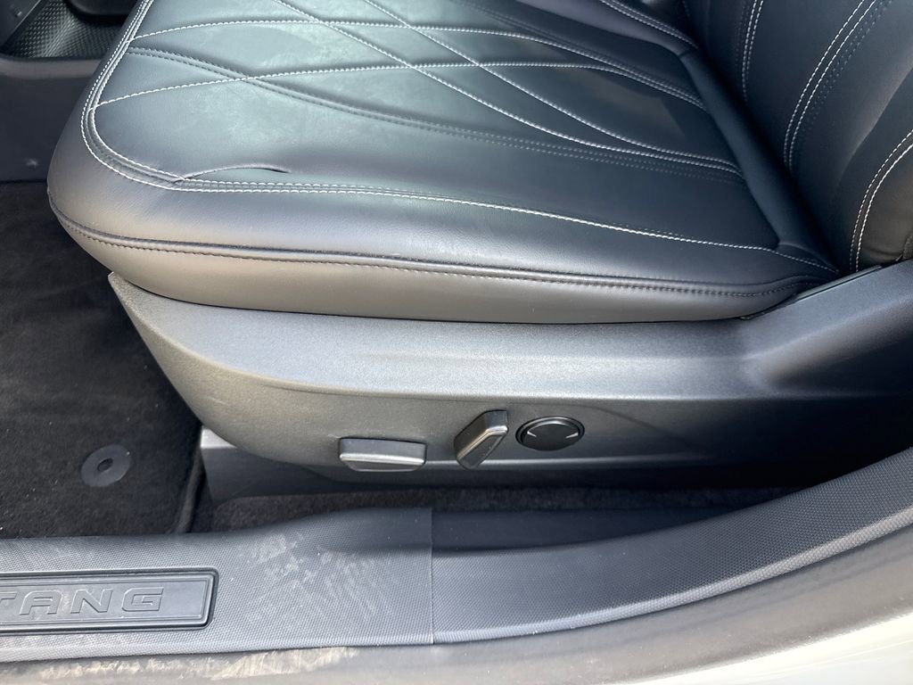 Used 2025 Ford Mustang Mach-E Select w/ Comfort Package Lite image 28