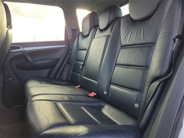 Used 2006 Porsche Cayenne S image 9