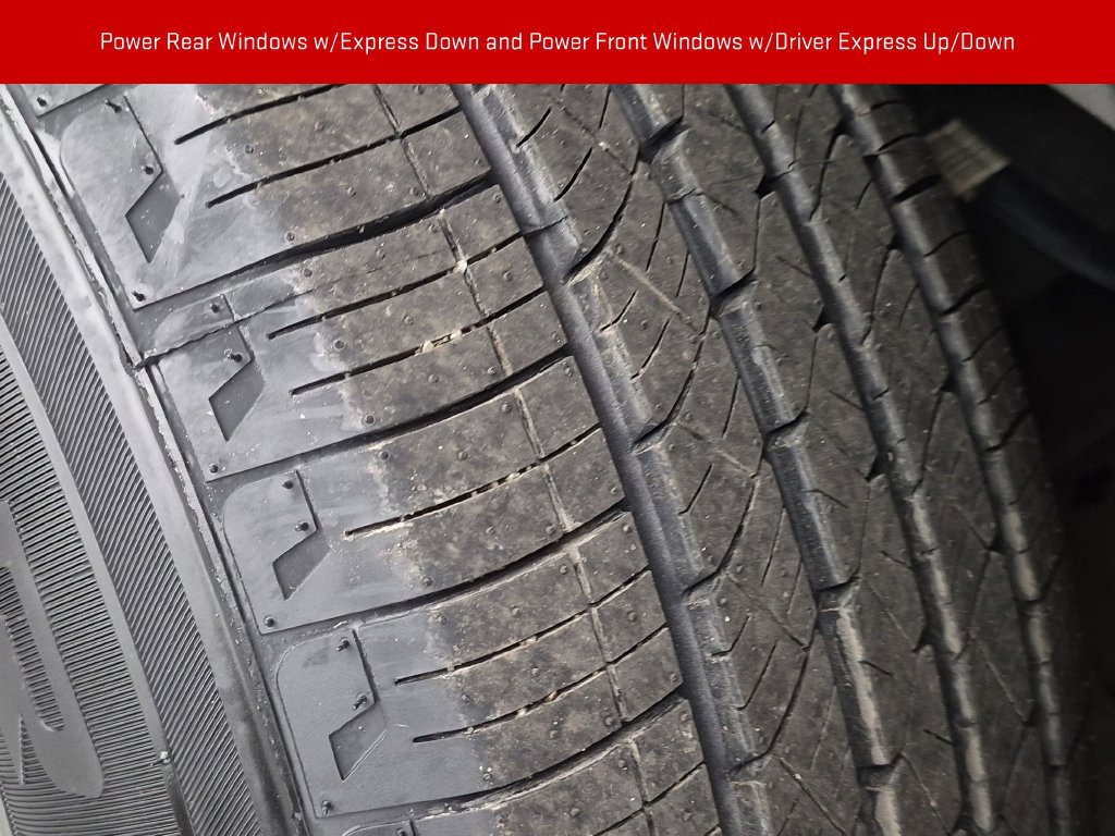 Certified 2025 GMC Sierra 1500 SLT AWD/4WD image 13