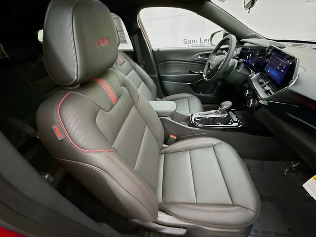 New 2026 Chevrolet Trax RS w/ Sunroof Package image 28