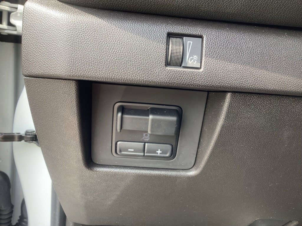 Used 2023 Chevrolet Colorado LT w/ LT Convenience Package AWD/4WD image 27
