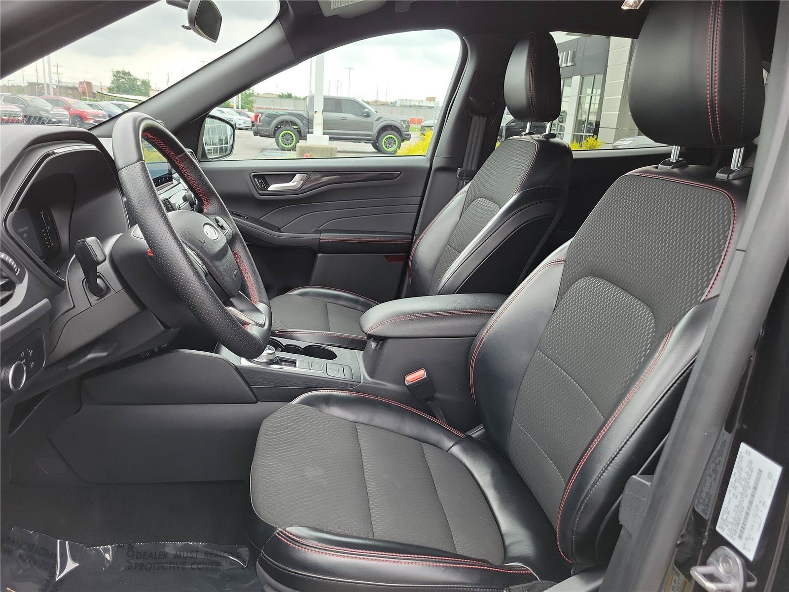 Used 2024 Ford Escape ST-Line AWD/4WD image 19