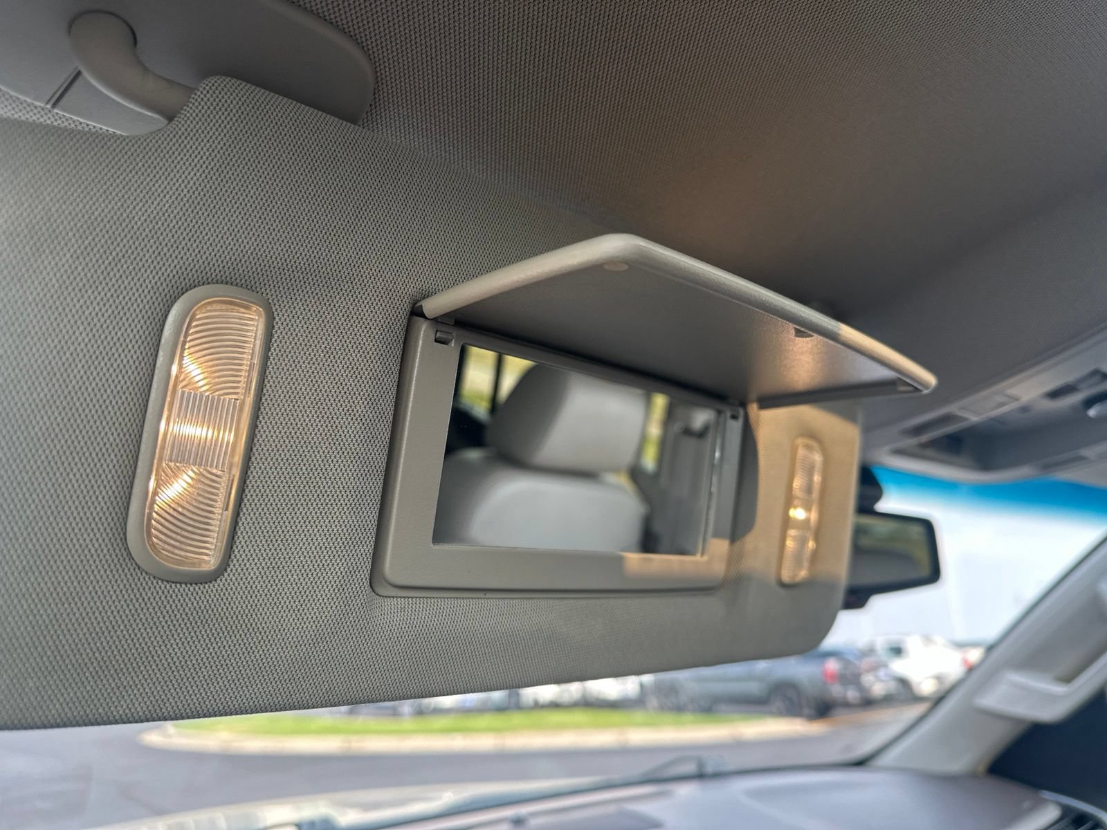 Used 2015 Chevrolet Suburban LTZ AWD/4WD image 74