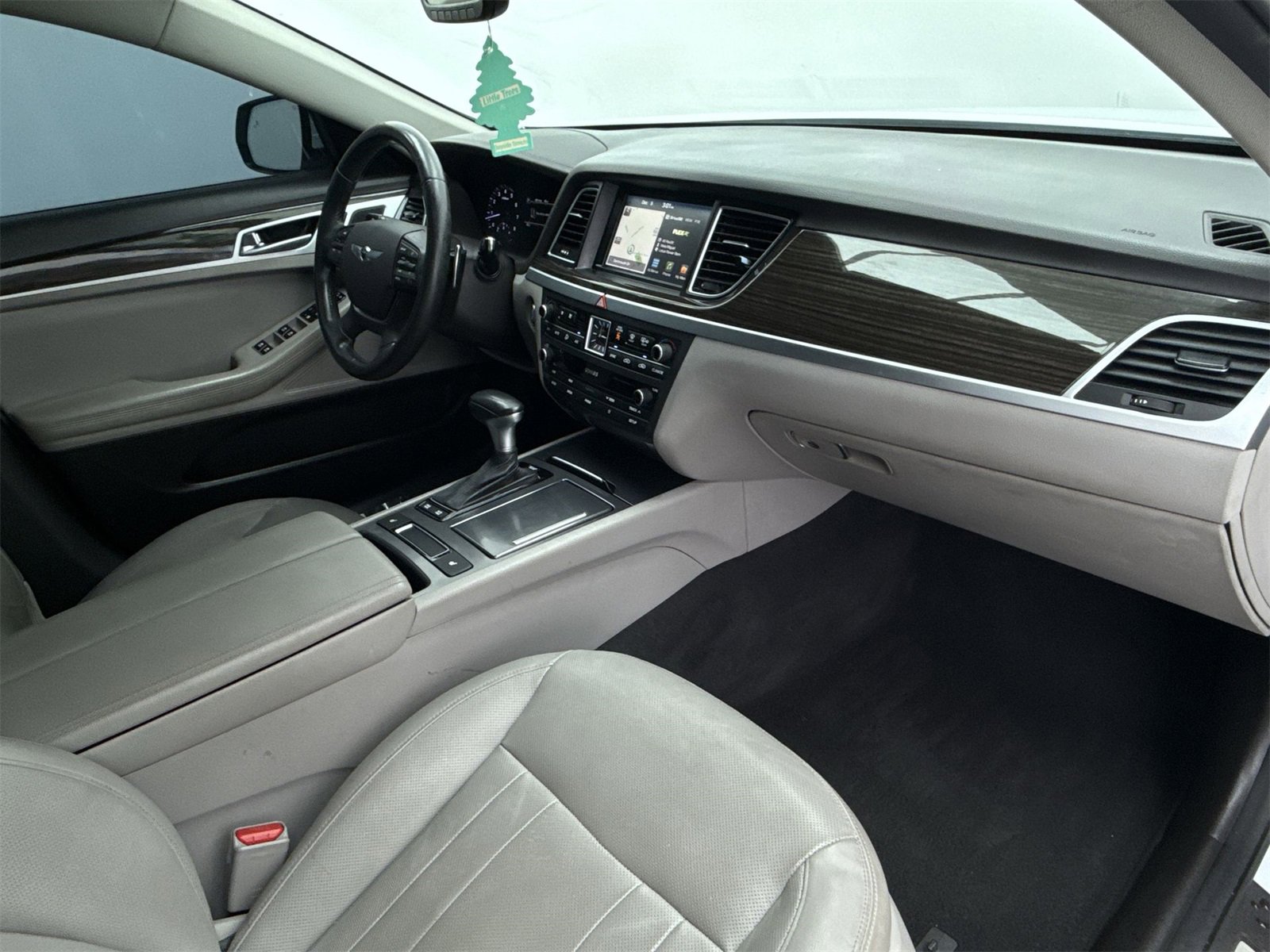 Used 2019 Genesis G80 3.8 image 16