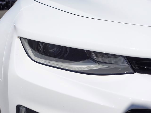 Used 2018 Chevrolet Camaro ZL1 image 3