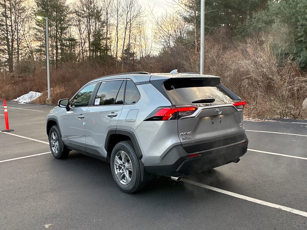 New 2025 Toyota RAV4 XLE w/ Convenience Package image 3