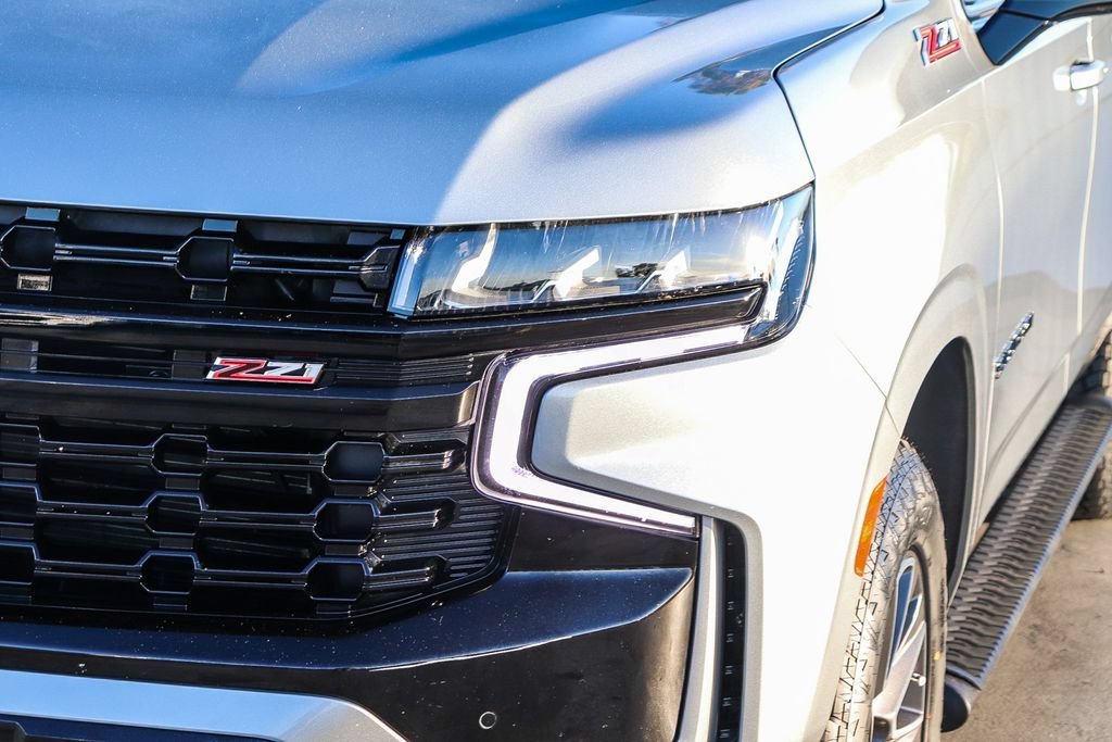 Used 2023 Chevrolet Suburban Z71 AWD/4WD image 5