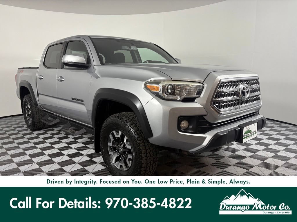 Used 2017 Toyota Tacoma TRD Off-Road w/ Tow Package (A/T) AWD/4WD image 5