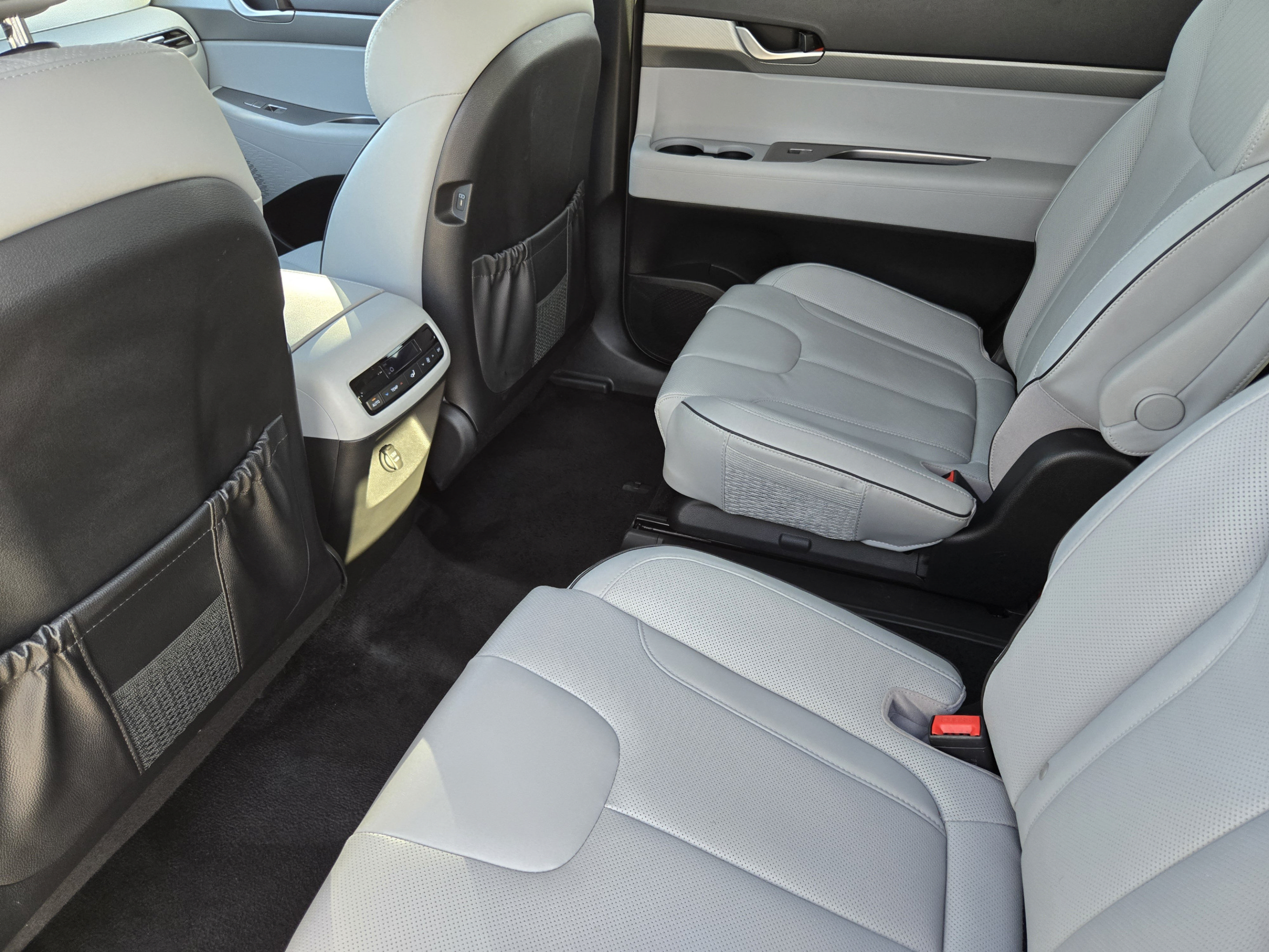 Used 2025 Hyundai Palisade SEL AWD/4WD image 28