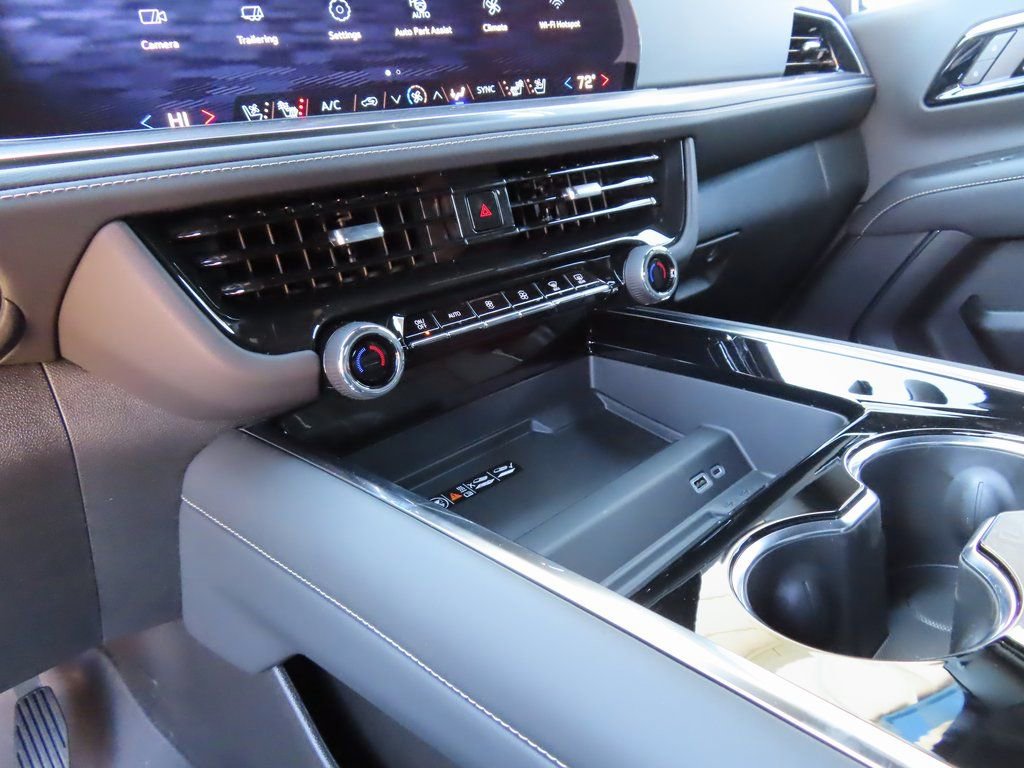 New 2026 Chevrolet Tahoe Premier w/ Sun And Tow Package image 6