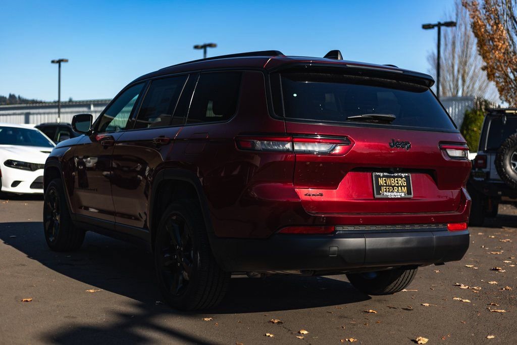 New 2025 Jeep Grand Cherokee L Altitude image 10