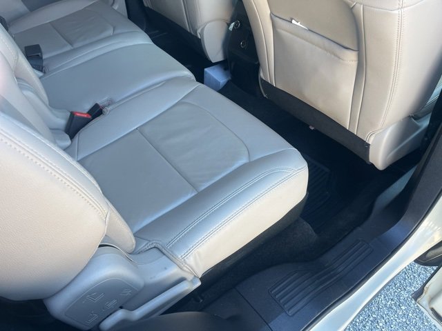 Used 2018 Ford Explorer XLT w/ Equipment Group 202A image 27