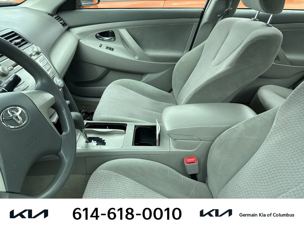 Used 2011 Toyota Camry LE FWD image 8