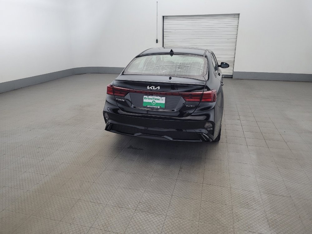 Used 2023 Kia Forte GT-Line w/ GT-Line Premium Package FWD image 7