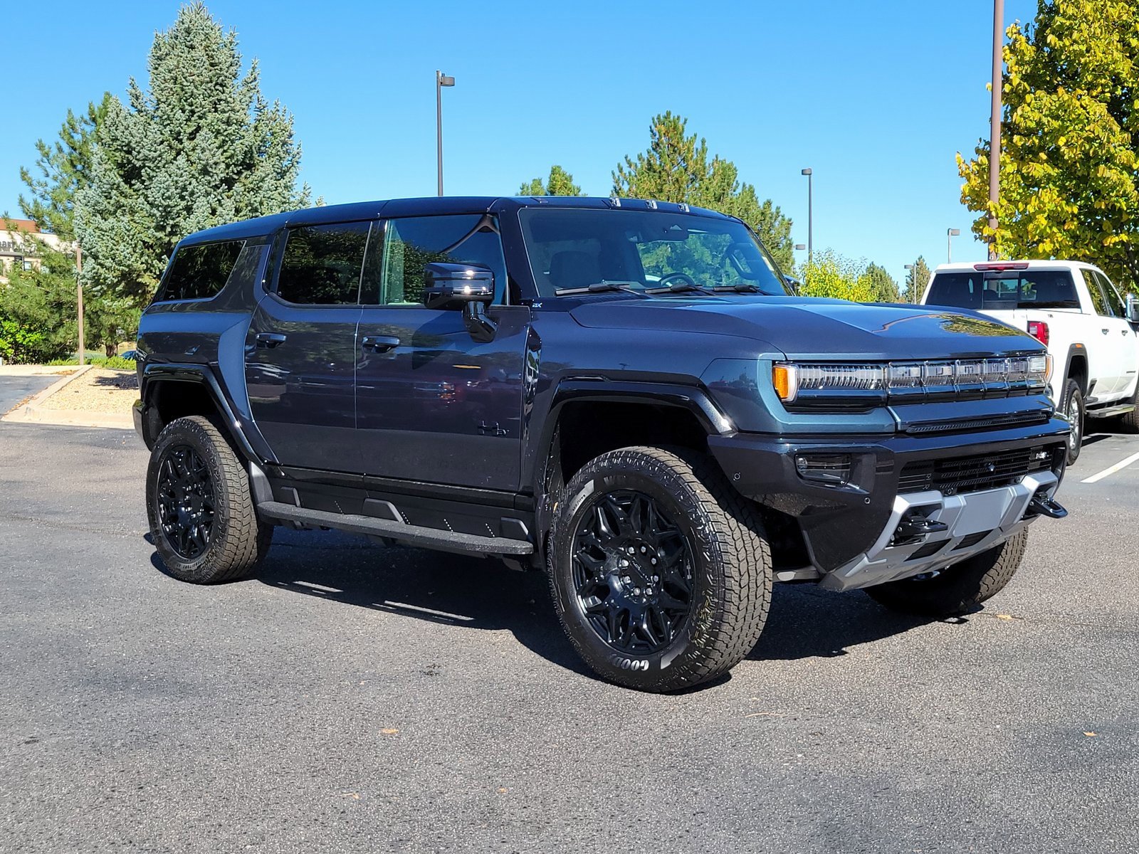 New 2026 GMC Hummer EV SUV image 1