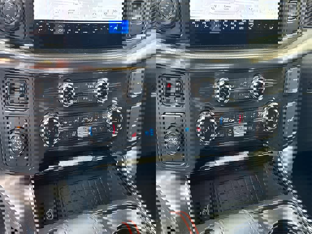 New 2025 Ford F150 Raptor image 29