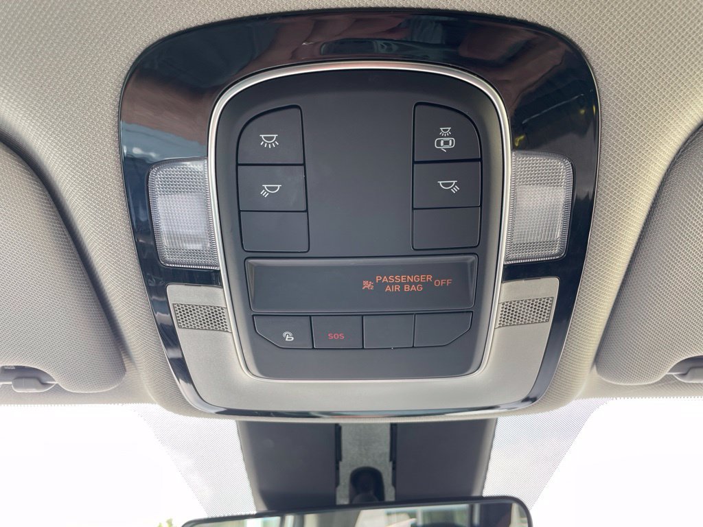 Used 2022 Hyundai Santa Fe SEL w/ Cargo Package AWD/4WD image 18
