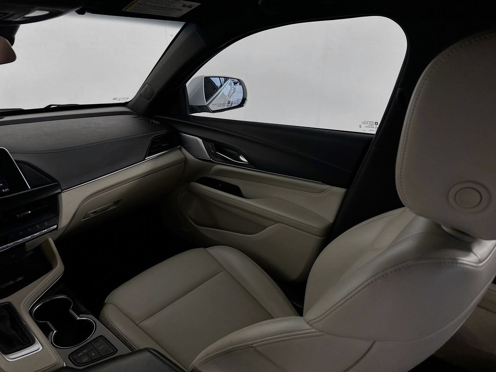Used 2022 Cadillac CT4 Luxury w/ Sun And Sound Package RWD image 23