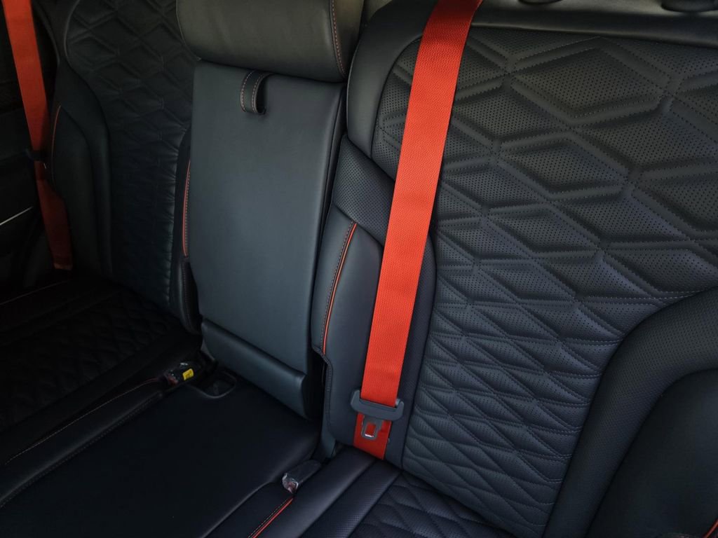 New 2026 Genesis GV80 3.5T e-SC image 16