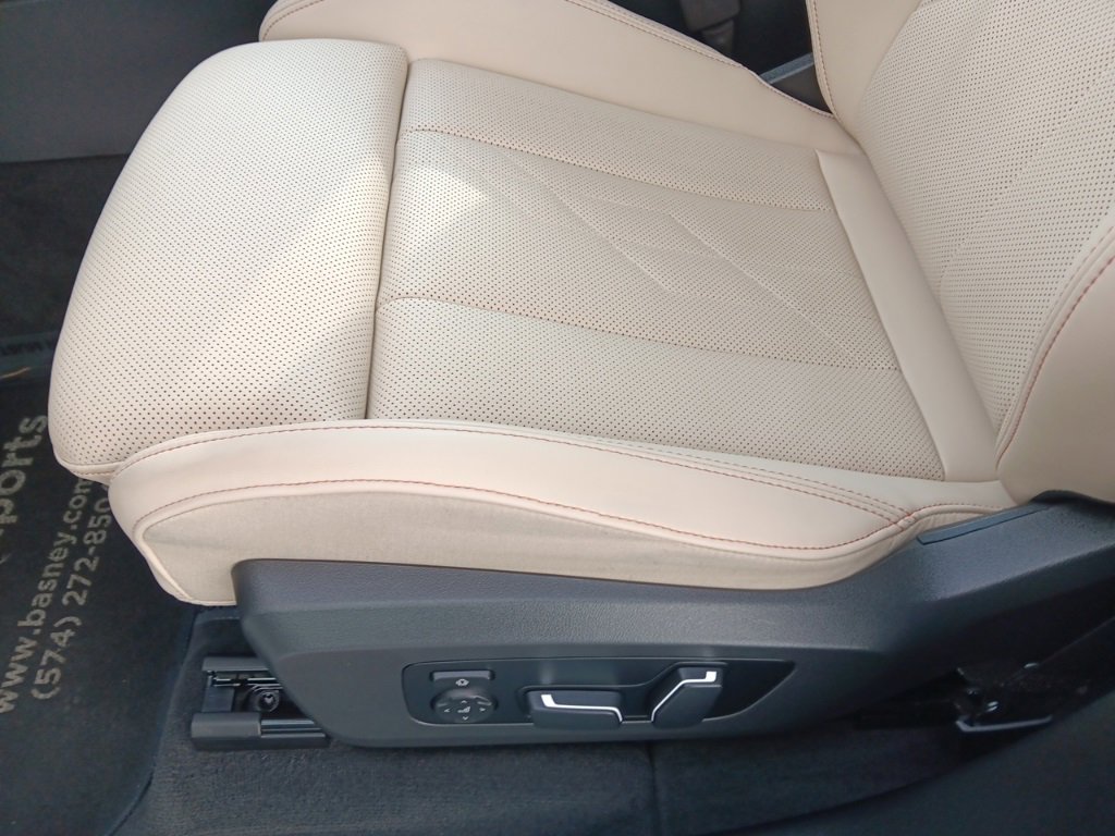 Used 2025 BMW X3 xDrive30i w/ M Sport Package image 14