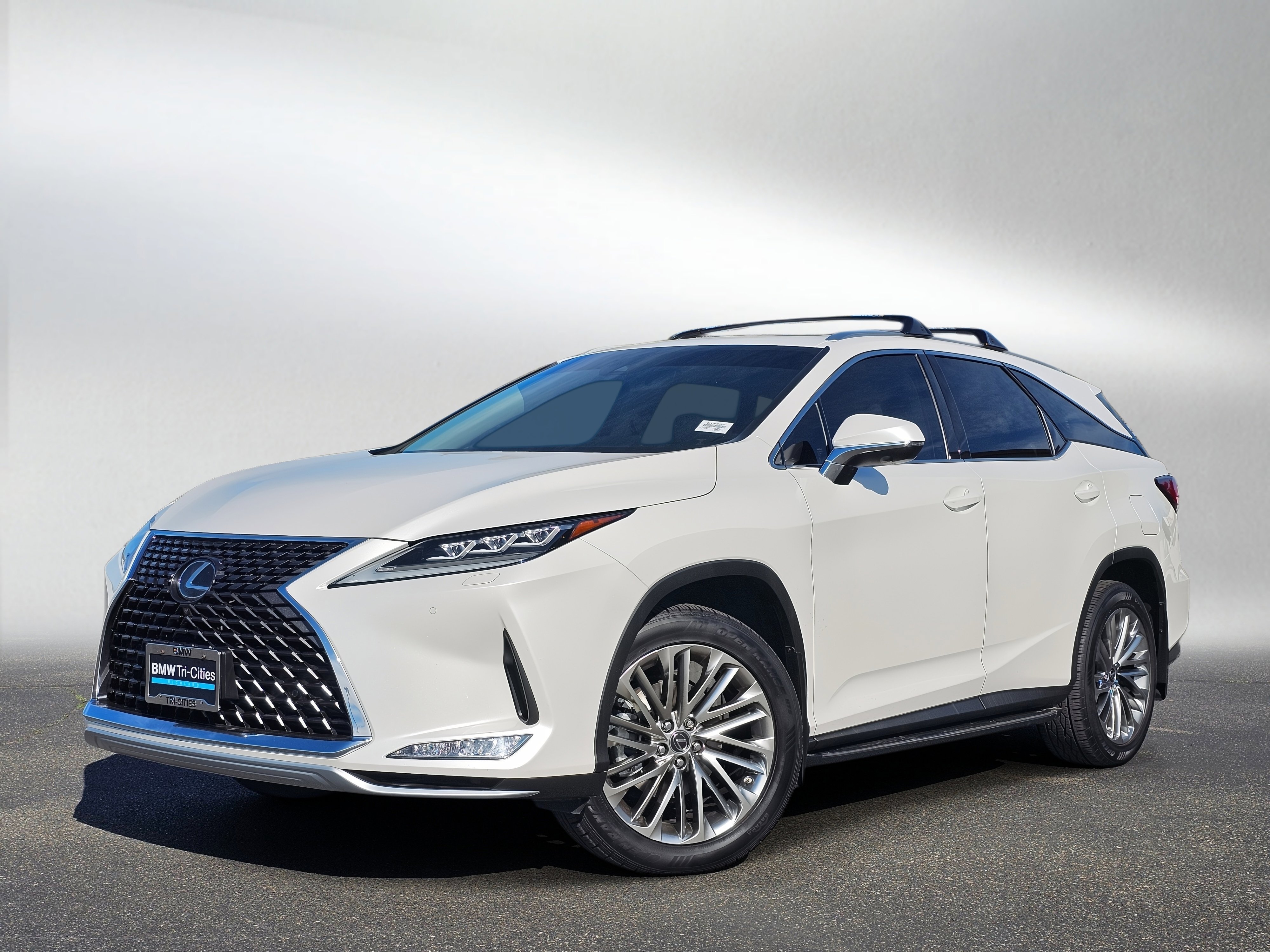 Used 2020 Lexus RX 350L Luxury w/ Accessory Package image 1
