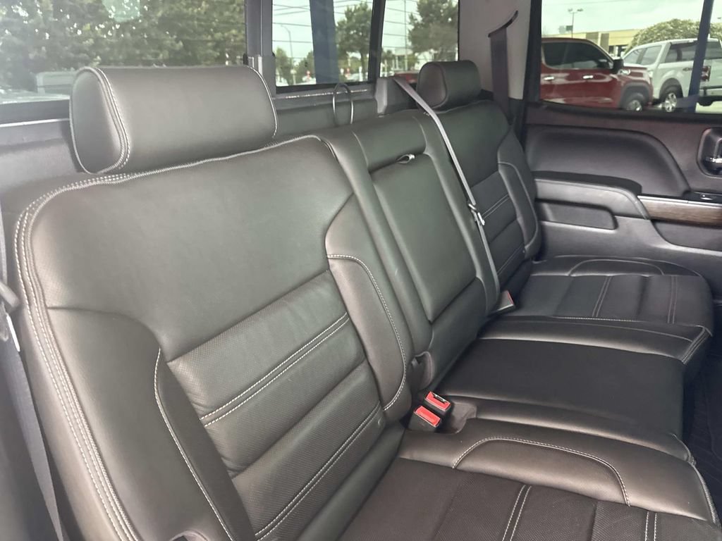 Used 2018 GMC Sierra 1500 Denali w/ Denali Ultimate Package AWD/4WD image 11