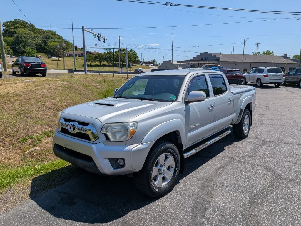 Used 2013 Toyota Tacoma 4x4 Double Cab w/ TRD Sport Pkg image 4